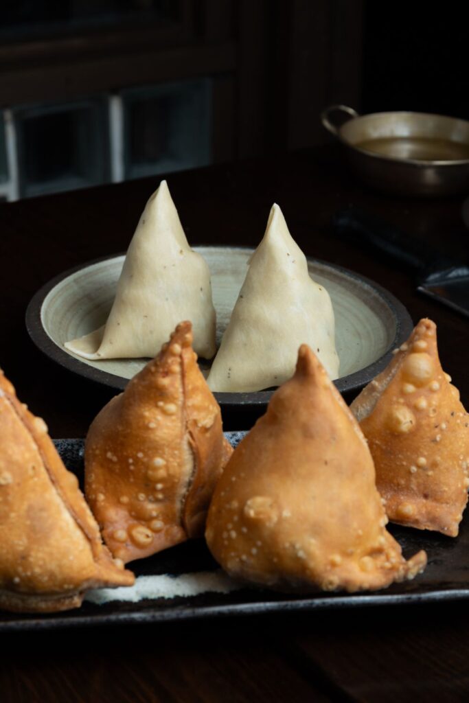 Golden crispy vegetable samosa