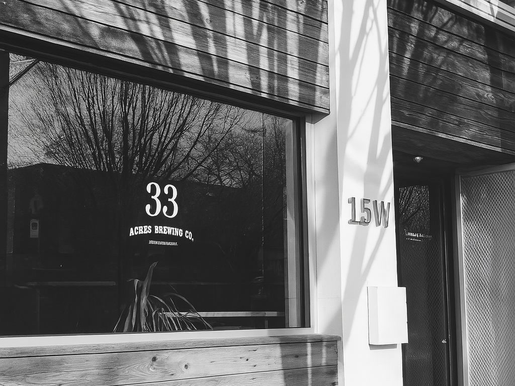 The minimalist and modern exterior of 33 Acres Brewing Company