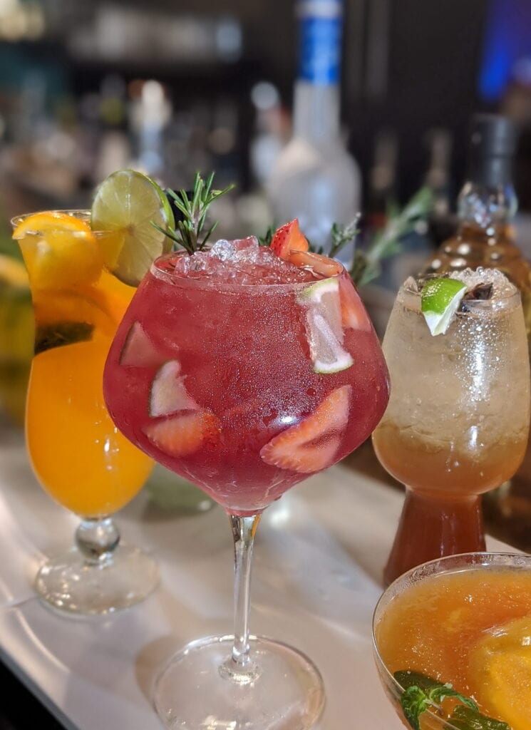 cocktail bars in vancouver