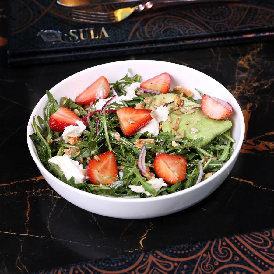 Strawberry & Arugula Salad