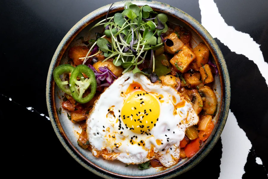 Veggie hash bowl with eggs brunch Vancouver - Sula Indian Restaurant